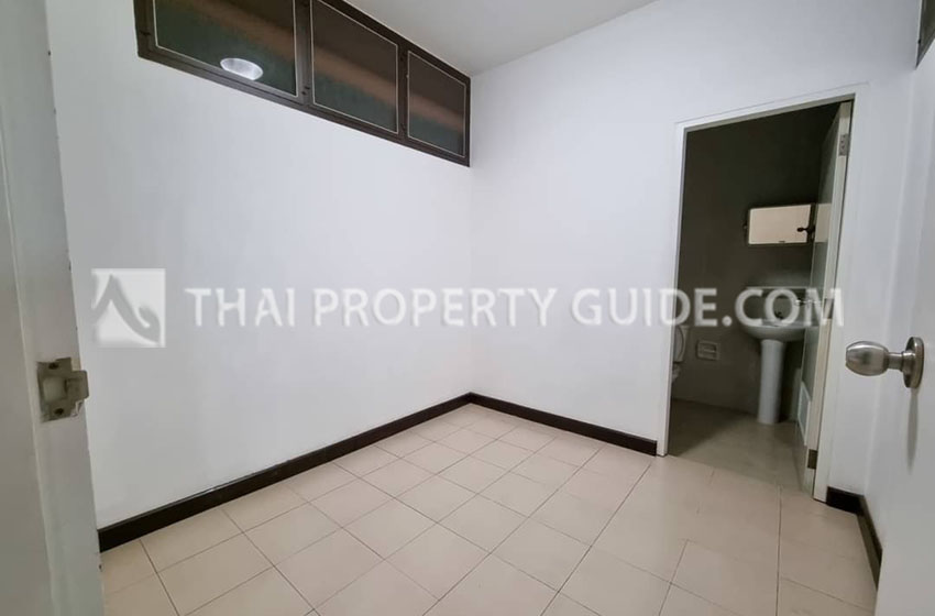 Apartment in Sukhumvit 